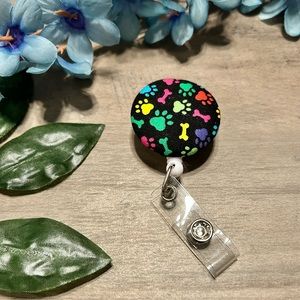 Dog paws Badge Reel